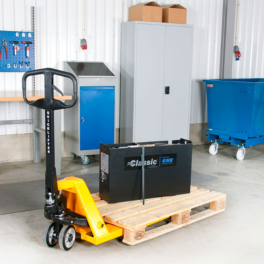 Palleløfter med Quick-løft 2500 kg - Korte Gafler